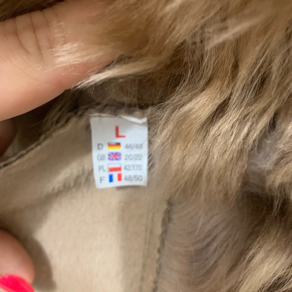 Real Authentic fur - Picture 2 of 3